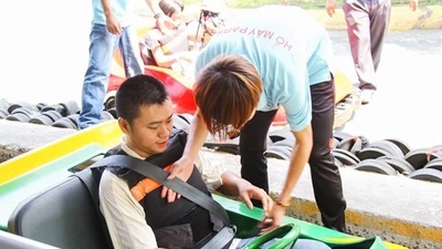 Du khách kiện Hồ Mây vì tai nạn trò đua xe F1