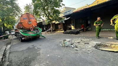 2 công nhân tử vong nghi do ngạt khí dưới hố ga tại TP.HCM