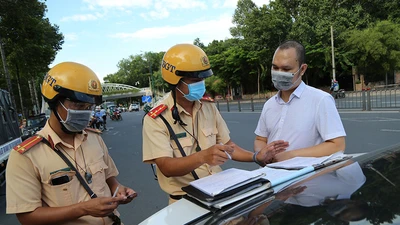 Chủ xe cho thuê mách 'chiêu' khi dính phạt nguội