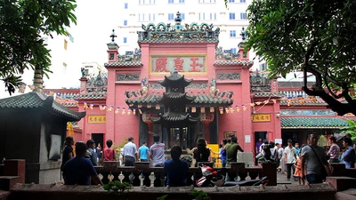 Cận cảnh ngôi chùa 100 tuổi sắp được Tổng thống Obama viếng thăm