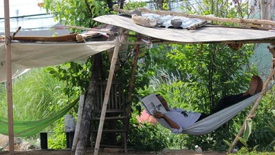 Đủ cách tránh nóng của người dân TP.HCM