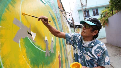 Người họa sĩ tài hoa biến tường bẩn thành kiệt tác