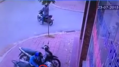 Clip tên cướp trộm xe SH siêu tốc
