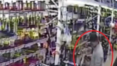 Clip tên trộm máy khoan nhét vào quần hot nhất tuần qua