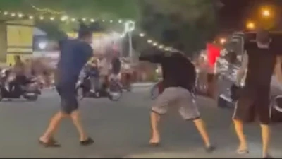 Đánh nhau trọng thương sau va chạm giao thông ở Biên Hòa