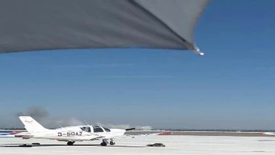 Phi công thiệt mạng khi bay trình diễn ở Trung Quốc