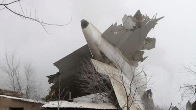 37 người chết vụ máy bay Thổ Nhĩ Kỳ lao xuống nhà dân