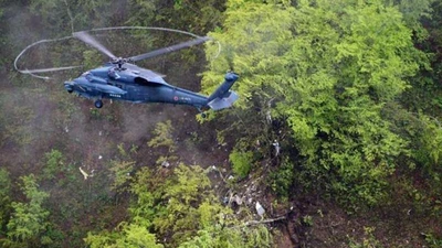 Rơi máy bay trinh sát Nhật, 4 người thiệt mạng