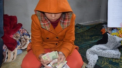 Người làm thuê trộm 70 lượng vàng để... gửi tiết kiệm