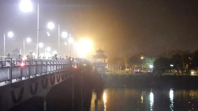 Thanh niên nhảy sông Hương tự tử kêu cứu trước khi chìm