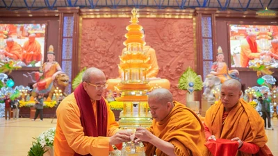 Từ vụ 'xá lợi tóc Đức Phật' tại chùa Ba Vàng, cần loại bỏ mê tín dị đoan 