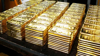 Giá vàng thế giới tiếp tục tăng, vượt mốc 4.300USD/ounce