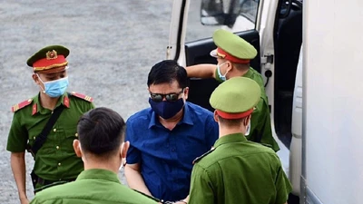 Cộng 4 bản án, ông Đinh La Thăng bị tối đa bao nhiêu năm tù?