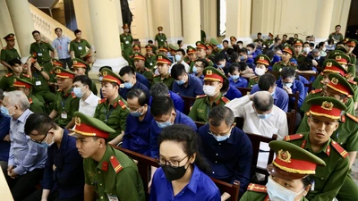 Vụ Vạn Thịnh Phát: Các thành viên Đoàn thanh tra khai nhiều lần nhận tiền, quà từ SCB 