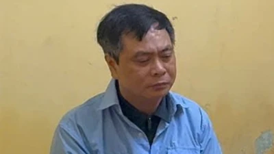 Vụ hiệu trưởng 'ăn chặn' tiền A80: Sinh viên cần làm gì để nhận phần còn lại?