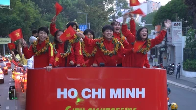 Video: TP.HCM đón mừng đội tuyển bóng đá nữ Việt Nam