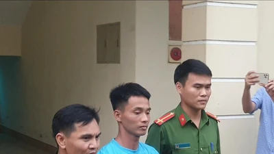 Video: Di lý Triệu Quân Sự về trại giam của Bộ Quốc Phòng