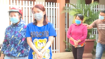 Tạm giữ hình sự 19 đối tượng trong nhóm đánh bạc liên tỉnh