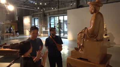 Video: Triển lãm ‘Lần trong, Nằm giữa, Vùi dưới, Lộ trên’