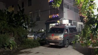 Video: Phát hiện cô gái nằm tử vong trước phòng trọ