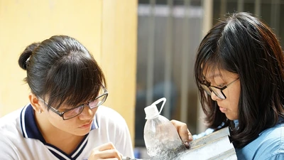 Lớp học thành xưởng cơ khí, thầy trò làm kỹ sư