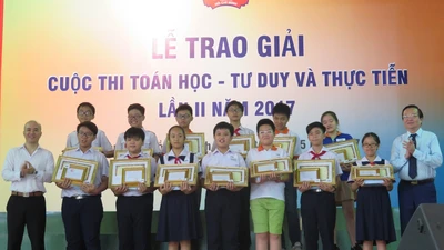 Tuyên dương 117 học sinh xuất sắc cuộc thi toán học