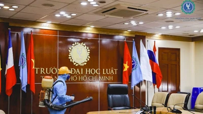 Sinh viên nhiều trường ĐH tiếp tục phải nghỉ vì dịch COVID-19