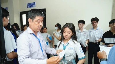 Mới: Thí sinh được dùng căn cước trên VNeID khi đi thi đánh giá năng lực