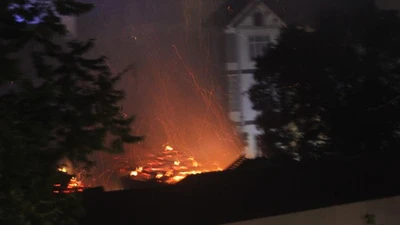 Lửa thiêu rụi nhà thờ tổ thuộc khuôn viên chùa Tĩnh Lâu