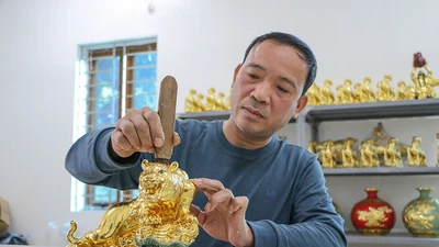 Hà Nội: Hổ dát vàng hút khách dịp Tết Nguyên đán 2022