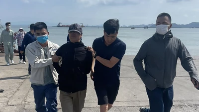 Ông già 76 tuổi vận chuyển ma tuý bị bắt