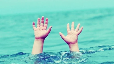 Hà Nội: Nam sinh lớp 9 tử vong tại bể bơi của nhà trường