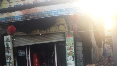 Cháy tiệm dịch vụ cưới hỏi, cả gia đình chết thảm