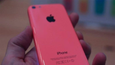 Đặc nhiệm bắt 2 nghi can trộm điện thoại đem bán 