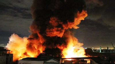 Giám đốc PCCC thông tin về biển lửa gần cảng Sài Gòn