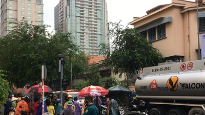 Xe bồn cán tử vong nữ sinh viên năm nhất ở quận 1