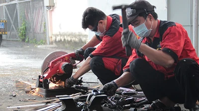 Công an TP.HCM tiêu hủy hàng ngàn vũ khí, vật liệu nổ