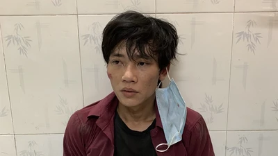 Cướp giật tông xe người đi đường khi bị đặc nhiệm truy đuổi