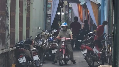 Hai người đàn ông rơi lầu chết ở lễ đính hôn