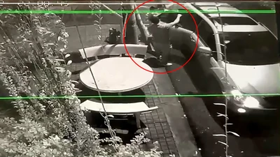 Người dân kể thời khắc công an đến khách sạn đưa bé gái bị bắt cóc ra ngoài