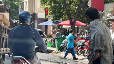 Nghi mâu thuẫn trên chuyến xe, tài xế xe công nghệ dùng dao tấn công khách