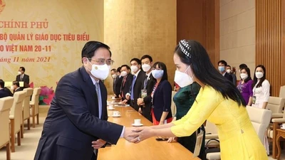 Nhân ngày 20-11, Thủ tướng chia sẻ khó khăn COVID-19 của ngành giáo dục
