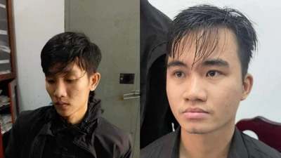 Trí và Cường (bên trái) tại cơ quan công an. Ảnh: CA.