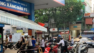 Diễn biến mới của giá dầu sau thông tin có đợt xả kho lớn nhất trong lịch sử