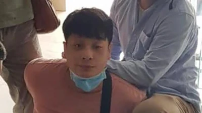 Vụ con giết cha ở Phú Nhuận: Nghi can giam lỏng, đánh đập cha ruột từ 27-5