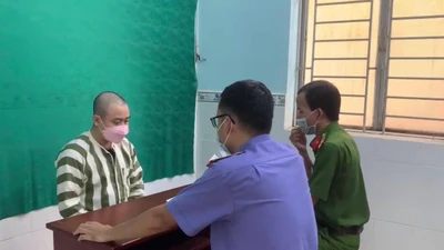 Khởi tố, bắt giam diễn viên hài Hữu Tín