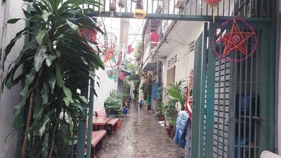 Vụ thi thể bé sơ sinh trong túi nylon: Công an quận Bình Thạnh làm việc với người mẹ