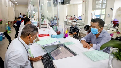 Sớm hoàn thiện xây dựng vị trí việc làm, triển khai cải cách tiền lương