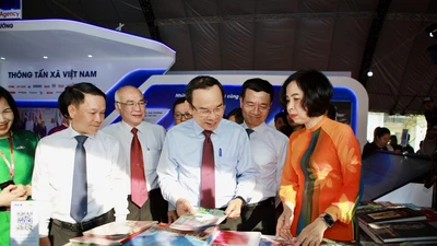 Chùm ảnh: Lãnh đạo trung ương, địa phương tham dự Hội báo toàn quốc 2024 tại TP.HCM
