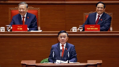 Tập thể Ban Chấp hành Trung ương, Bộ Chính trị, Ban Bí thư khóa XIII có nhiều đổi mới trong lãnh đạo, chỉ đạo